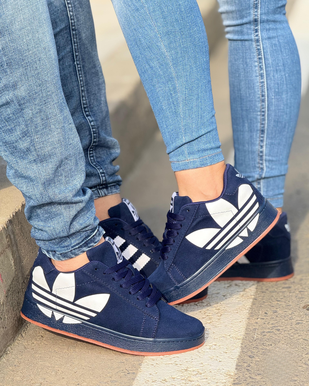 TENIS ADIDAS FLOR