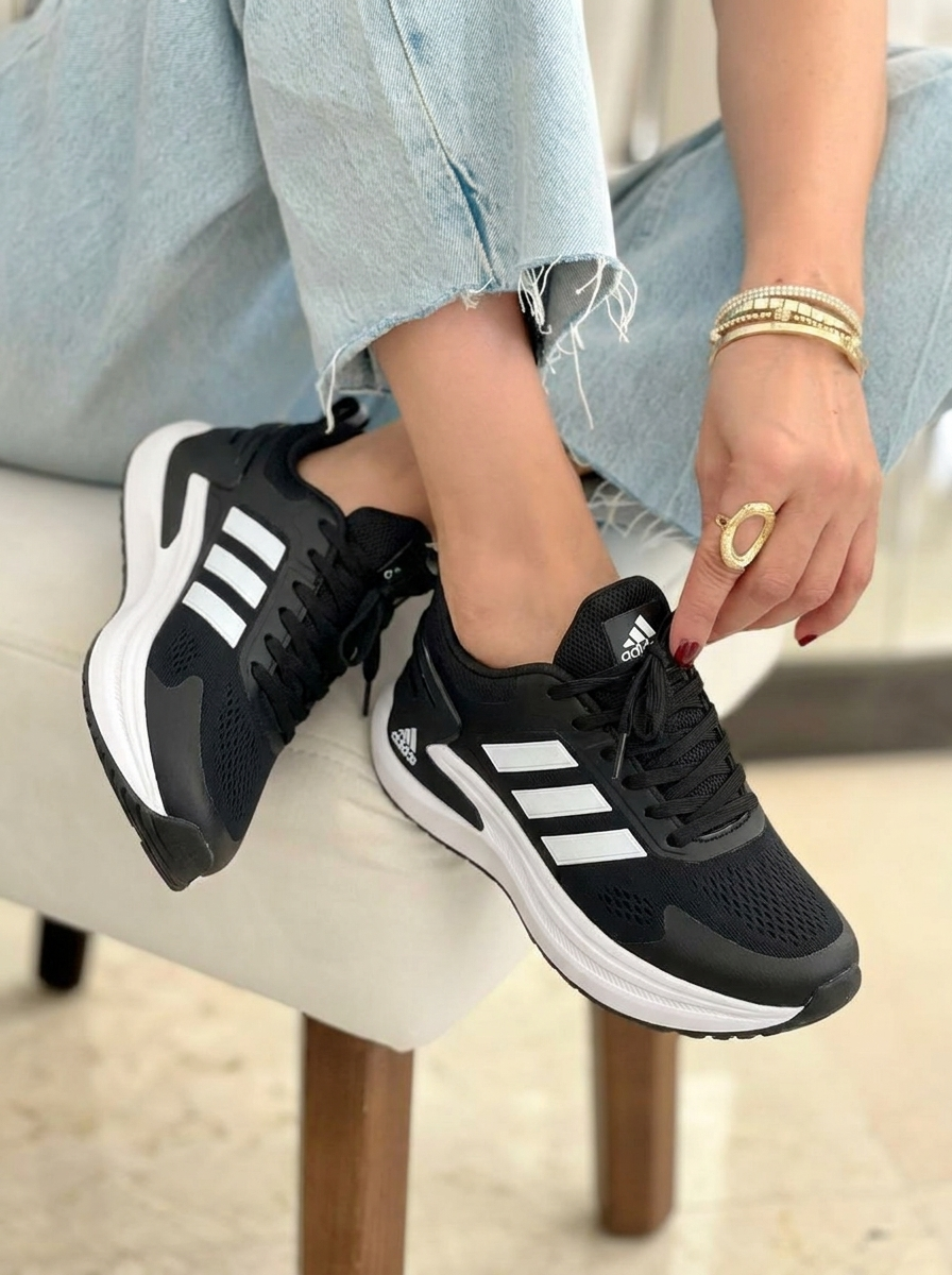 Tenis Adidas